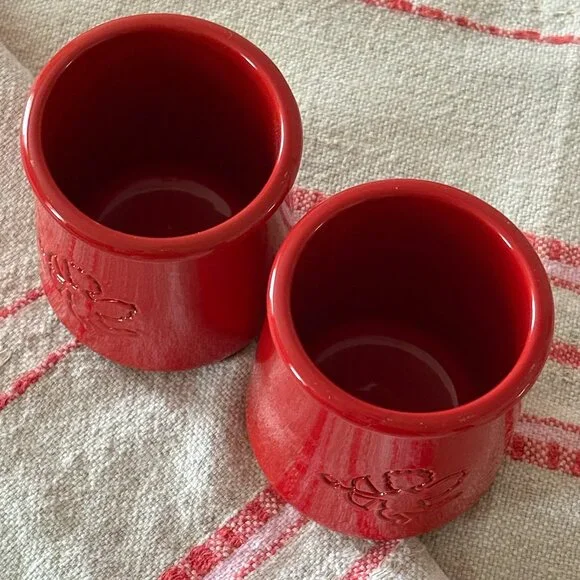 (2) La Fermière Yogurt Pots ~ Valentine Red & Cupids ❤️ -- Cleaned Rims! {lot 2} - Picture 3 of 6
